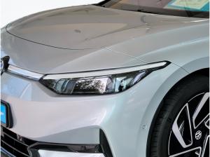 Volkswagen ID.7 PRO BLACK STYLE ACC.5J-G.WÄRMEPUMPE.AHK.AREA-VIEW.NAVI.HARMAN.HUD