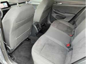 Volkswagen Golf VIII Style 1.5 TSI LED+ APP NAV PDC TRAVEL