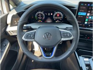 Volkswagen Golf VIII GTE 1.5 TSI eHybrid DSG AREA DCC LEDER