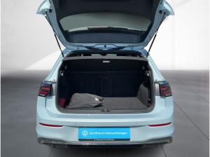 Volkswagen Golf VIII GTE 1.5 TSI eHybrid DSG AREA DCC LEDER