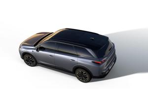Peugeot 5008 GT HYBRID 145 DSC6