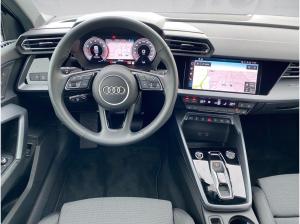 Audi A3 Limousine 30 TFSI S line Sportsitze Anhängevorrichtung