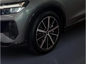 Audi Q4 e-tron 45 quattro advanced Navi LED GRA Optik schwarz plus