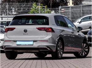 Volkswagen Golf VIII 2.0 TDI Life GOAL DSG ACC ANSCHL. GAR. CARPLAY