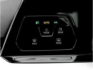 Volkswagen Golf VIII 2.0 TDI Life GOAL DSG ACC ANSCHL. GAR. CARPLAY