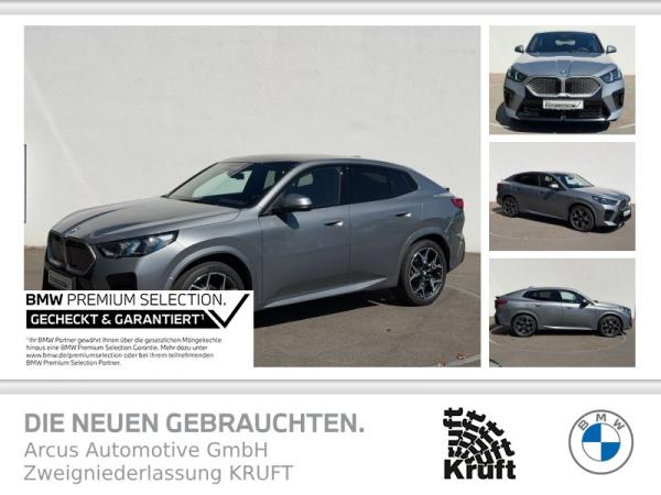 BMW iX2 eDrive20 M SPORT+HUD+AHK+LM20+KAMERA+HK SOUND+LED