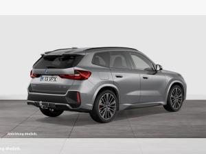 BMW iX1 eDrive20 M Sport Pro DA PROF + PA+ + PANO + ADAP LED + HUD + AHK + LHZ + UVM.