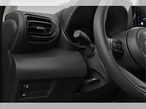 Toyota Yaris HYBRID TEAMPLAYER + TECHNIKPAKET