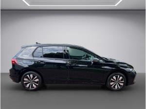 Volkswagen Golf VIII 1.5 eTSI Goal