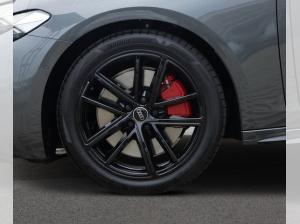 Audi A5 Avant e-hybrid quattro S tronic
