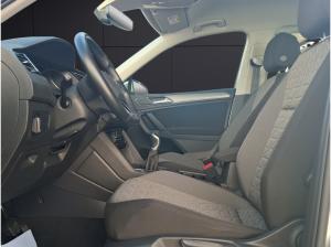 Volkswagen Tiguan TSI Life LED Navi ACC PDC SHZ