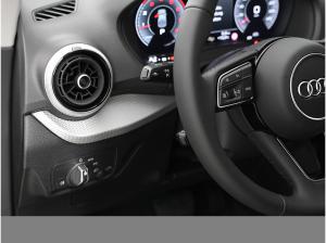 Audi Q2 advanced 35 s tronic AHK eKLAPPE CAM LM18