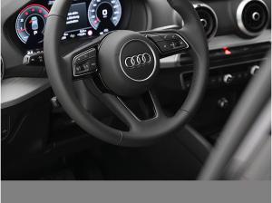 Audi Q2 advanced 35 s tronic AHK eKLAPPE CAM LM18
