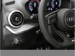 Audi Q2 S Line 35 AHK PANO ASSISTENZPAKET PARKEN LM18