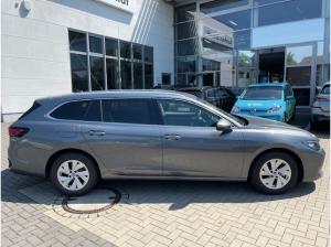 Volkswagen Passat Variant 1.5 eTSi DSG Business R-Kamera elektr.Heckklappe SideAssist Navi