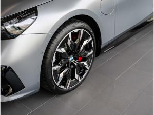 BMW 550 550e xDrive M Sport HUD PANO ACC AHK 360°KAM LM