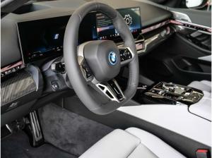 BMW 550 550e xDrive M Sport HUD PANO ACC AHK 360°KAM LM