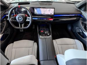 BMW M5 Limousine M Sport PANO 305KMH AHK RFK NAVI LED DAB