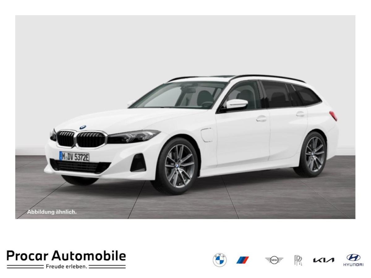 BMW 330 330e xDrive HUD PANO AHK RFK NAVI LED PDC V+H