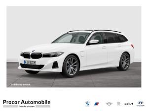 BMW 330 330e xDrive HUD PANO AHK RFK NAVI LED PDC V+H