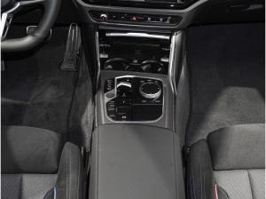 BMW 330 330e MSport HUD ACC RFK PA+ NAVI DAB 19