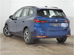 BMW 220 Active Tourer i LED, Navi, AHK, Komfortz., uvm.