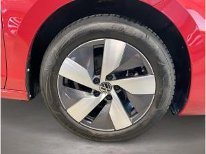 Volkswagen Passat Business 1.5 eTSI DSG 360 ACC AUT Kam.