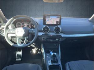 Audi Q2 S line 35 TFSI S tr. AHK Matrix 18 ACC Cam