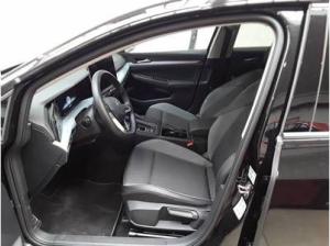 Volkswagen Golf VIII Lim. GOAL 1.5 eTSI  DSG - SHZ Matrix-LED Navi ACC Rear View PDC AHK CarPlay