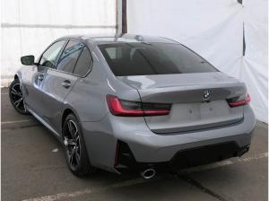 BMW 320 i Lim. "M-Sport" LED, Navi, Head-Up, ACC, ParkAss+, Komfortz., uvm.