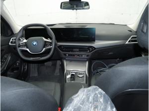 BMW 330 e xDr.   Live Cockp. Prof., HuD, Parkass. +, Keyless, uvm.