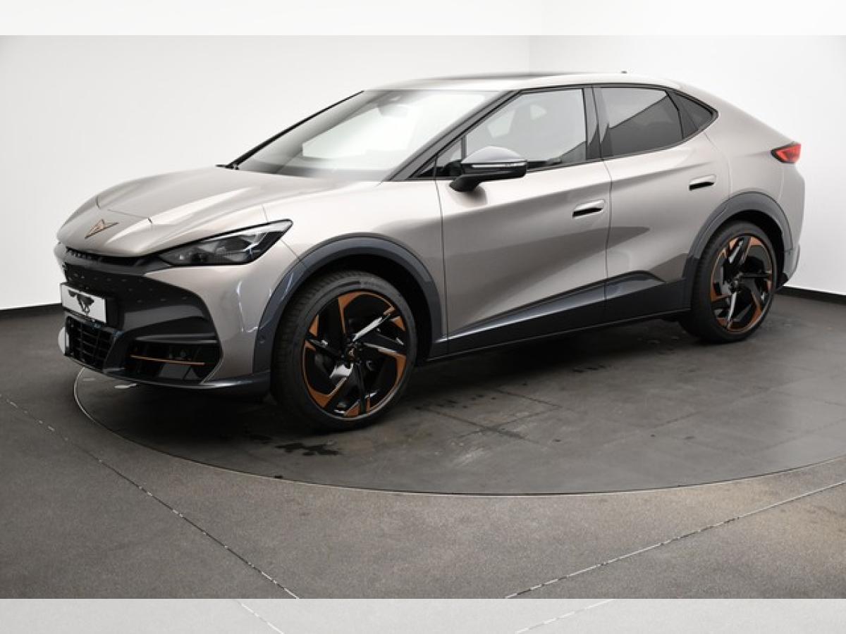 Cupra Tavascan Adrenaline Paket und Anhängerkupplung