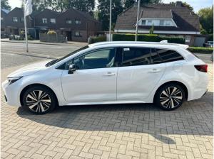 Toyota Corolla 1.8l TS Teamplayer ACC SHZ KAMERA NAVI el. Heck