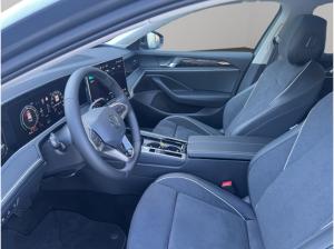 Volkswagen Passat Elegance 1.5 eHybrid AHK, IQ.Light, ACC, NAVI