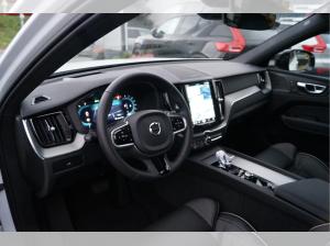 Volvo XC60 B5 Benzin AWD Plus Dark Aut/HeadUp/AHK/Luftfahrwerk/Panorama **PRIVAT**