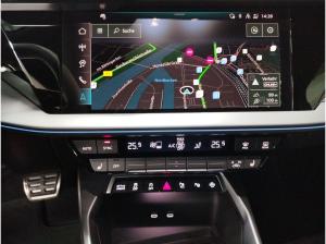 Audi RS3 Sportback TFSI quattro S tronic Navi Sonos Matrix LED RS-Sportabgasanlage