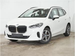 BMW 220 Active Tourer i Navi, LED, Parkass., Keyless, AHK, uvm.