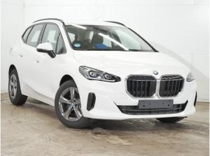 BMW 220 Active Tourer i Navi, LED, Parkass., Keyless, AHK, uvm.