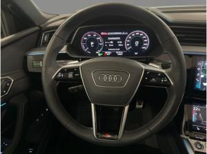 Audi Q8 e-tron Advanced 55 qu. MATRIX 360°K HUD PANO