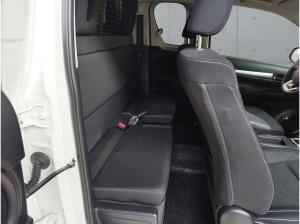 Toyota Hilux 2,4-l-D-4D 4x4 Extra Cab Comfort