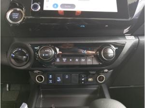 Toyota Hilux 2,4-l-D-4D 4x4 Extra Cab Comfort