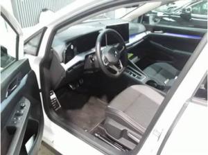 Volkswagen Golf VIII 1.5 eTSI DSG Goal AHK+NAVI+LED+ACC+KAMERA