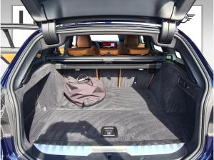 BMW 330 330e xDrive Touring M Sportpaket HiFi DAB LED