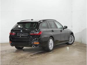 BMW 330 i xDr. Tour. Live Cockp. Prof. , HuD, Keyless, Memory, Dr. Ass. Prof., Parkass. +, uvm.