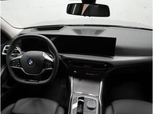 BMW 320 d Touring  Live Cockp. Prof., Keyless, Stdhzg., Dr. Ass. Prof., Parkass. +, uvm.