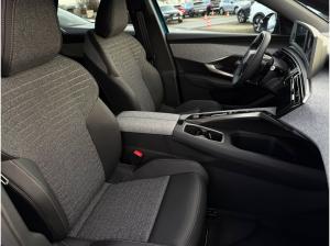 Peugeot 3008 Elektro Allure / Ganzjahresreifen/ Drive P./ sofort verfügbar ohne Prämie
