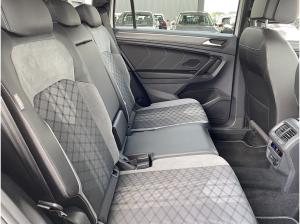 Volkswagen Tiguan Allspace 2.0 TDI DSG 4Motion R-Line NAVI RFK AHK Head-Up