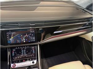 Audi RS Q8 PERFORMANCE WANK*PANO*KER*HUD*STHZ*305KMH*