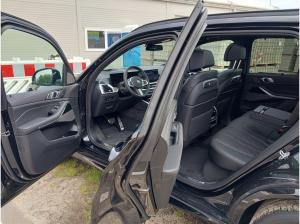 BMW X5 xDrive40d "M-Sport" DrivAssProf, ParkAssProf, Pano, AHK, Head-Up, H/K, uvm.