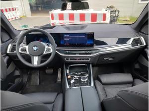 BMW X5 xDrive40d "M-Sport" DrivAssProf, ParkAssProf, Pano, AHK, Head-Up, H/K, uvm.